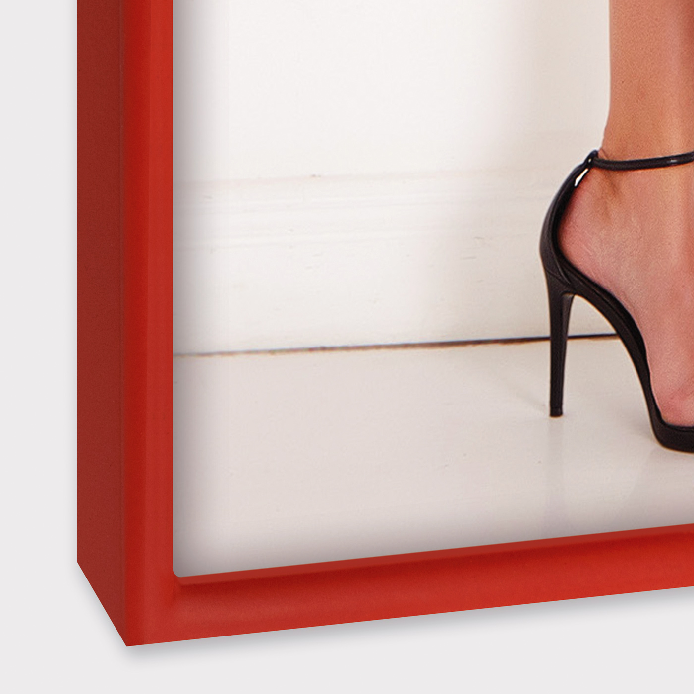 Cornice Alissa in Metallo con Foto e Montaggio Incluso – Bianca o Rossa, 4 Formati | Spedizione Gratis - immagine 11