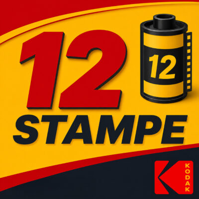 Grafica promozionale del pacchetto 12 stampe fotografiche con rullino 35mm e logo ufficiale Kodak su sfondo giallo e rosso