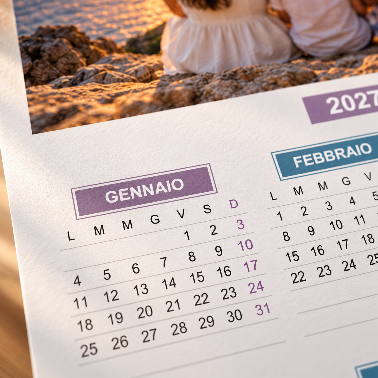 Dettaglio di gennaio del calendario personalizzato 2027 30×40 cm, con trama della carta visibile